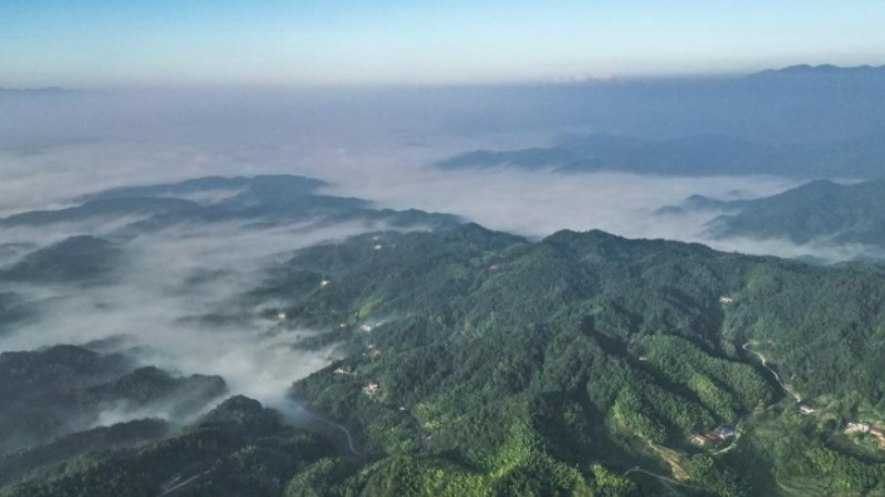 Mountain scenery in Manshuihe Town of Lu'an City, E China