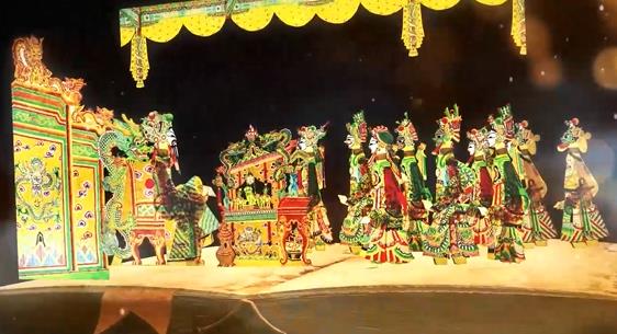 Mastering Laoting shadow puppet making in eight minutes