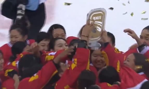 China sweeps women's world ice hockey championships