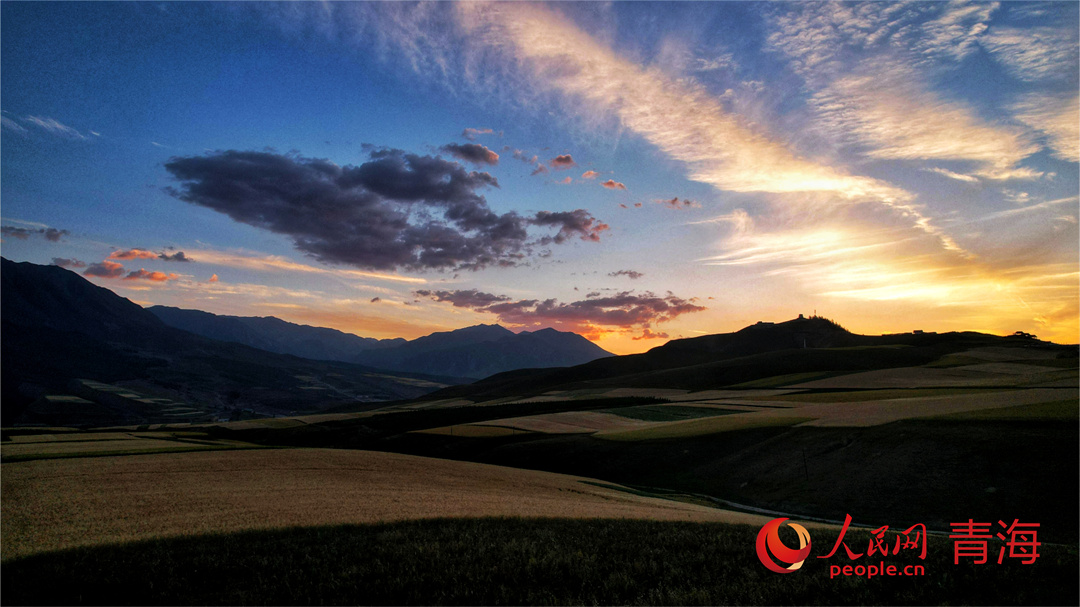 Picturesque autumn scenery at the foot of NW China's Qilian Mountains