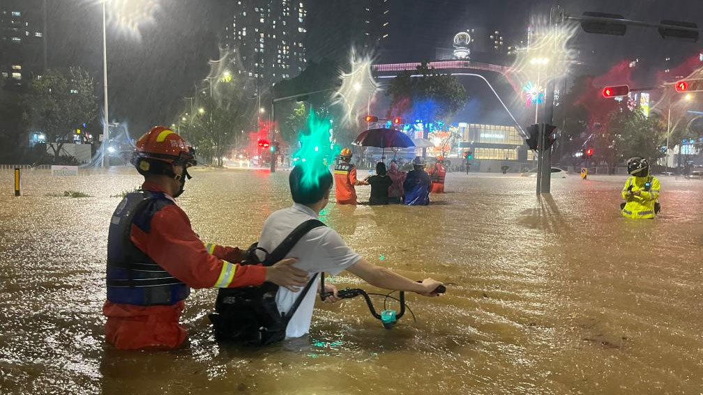 Extremely heavy rainstorm hits China's Shenzhen