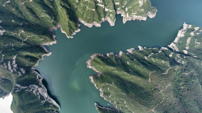 In pics: Autumn scenery along Xiaolangdi water conservancy project on the Yellow River