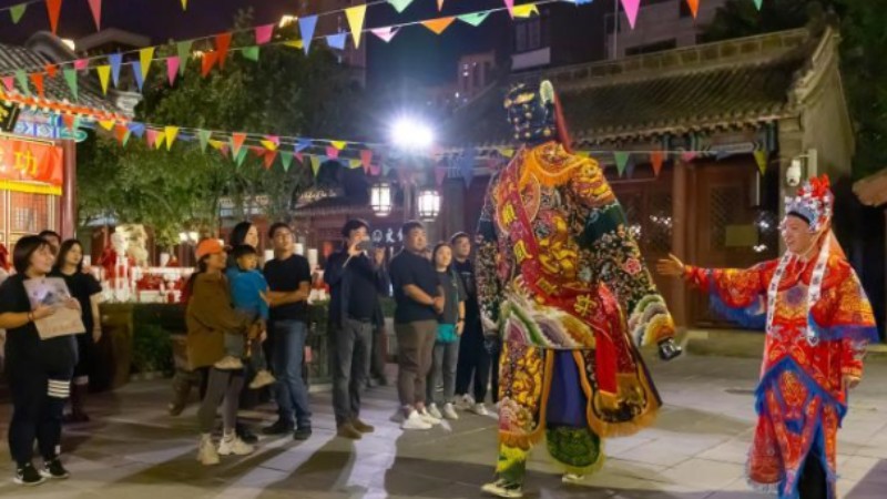 Museums in N China's Tianjin offer night tours, attract visitors with immersive events