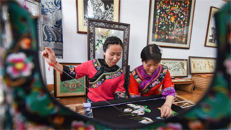 Trending in China | Regong arts: An artistic integration of history, culture and religion