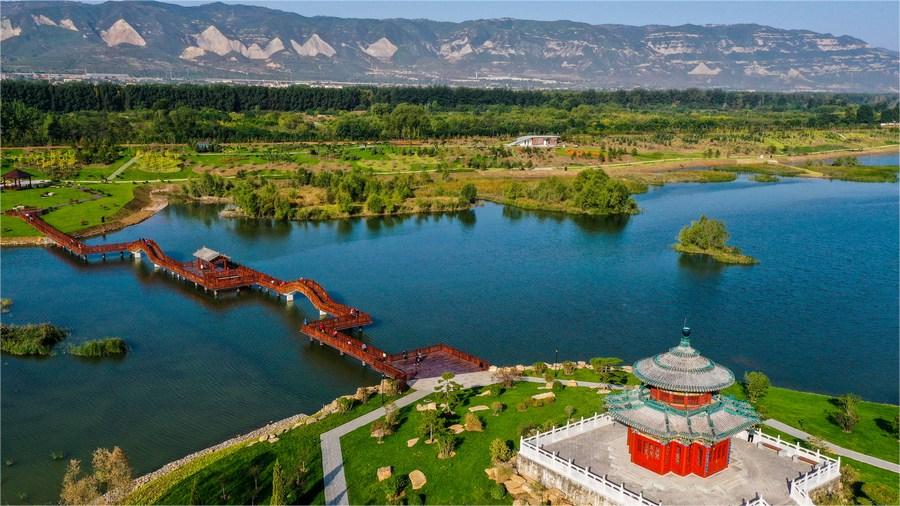 Magnificent autumn in Shanxi Province