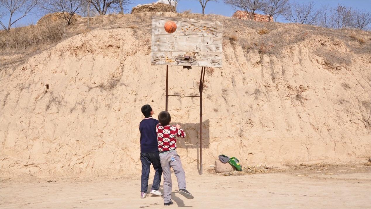 Village in northwest China's Ningxia undergoes green transformation