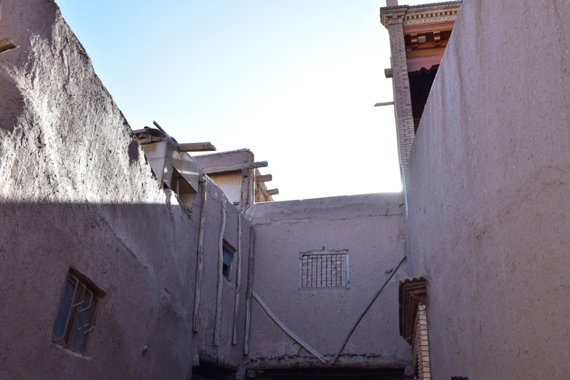 Exploring the Gaotai ancient residential area in Kashgar, NW China's Xinjiang