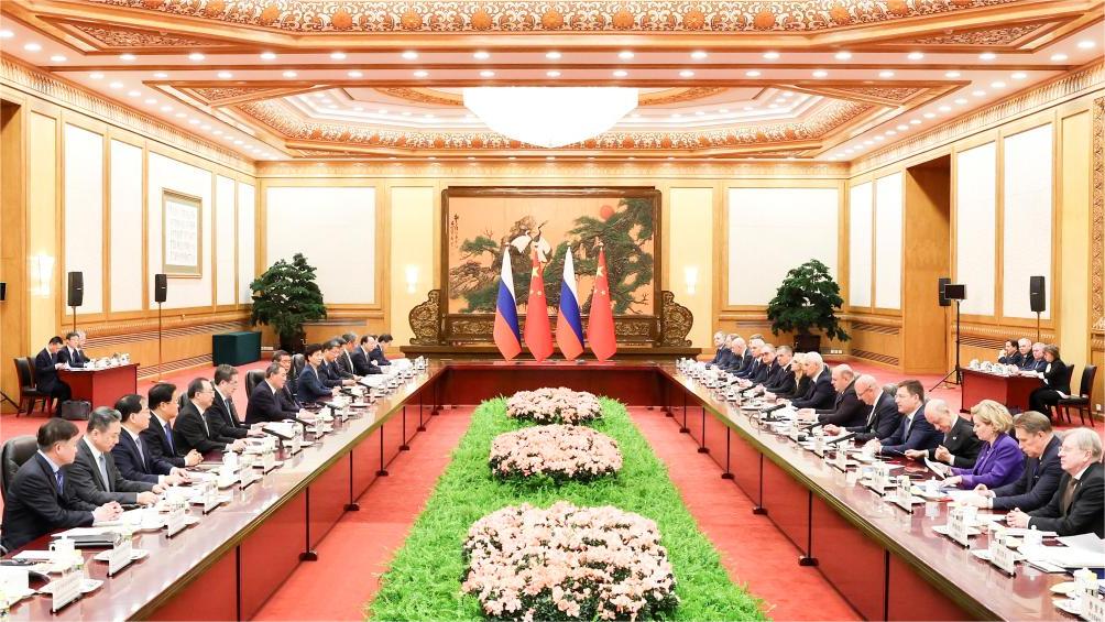 Chinese premier co-chairs 28th regular meeting between Chinese, Russian heads of gov't with Russian PM
