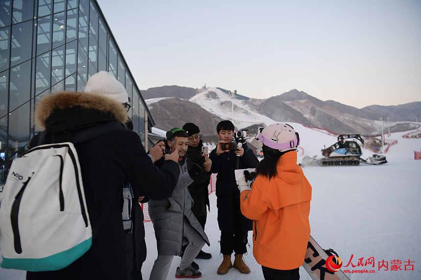 Reporters explore N China's Hohhot ahead of 14th National Winter Games