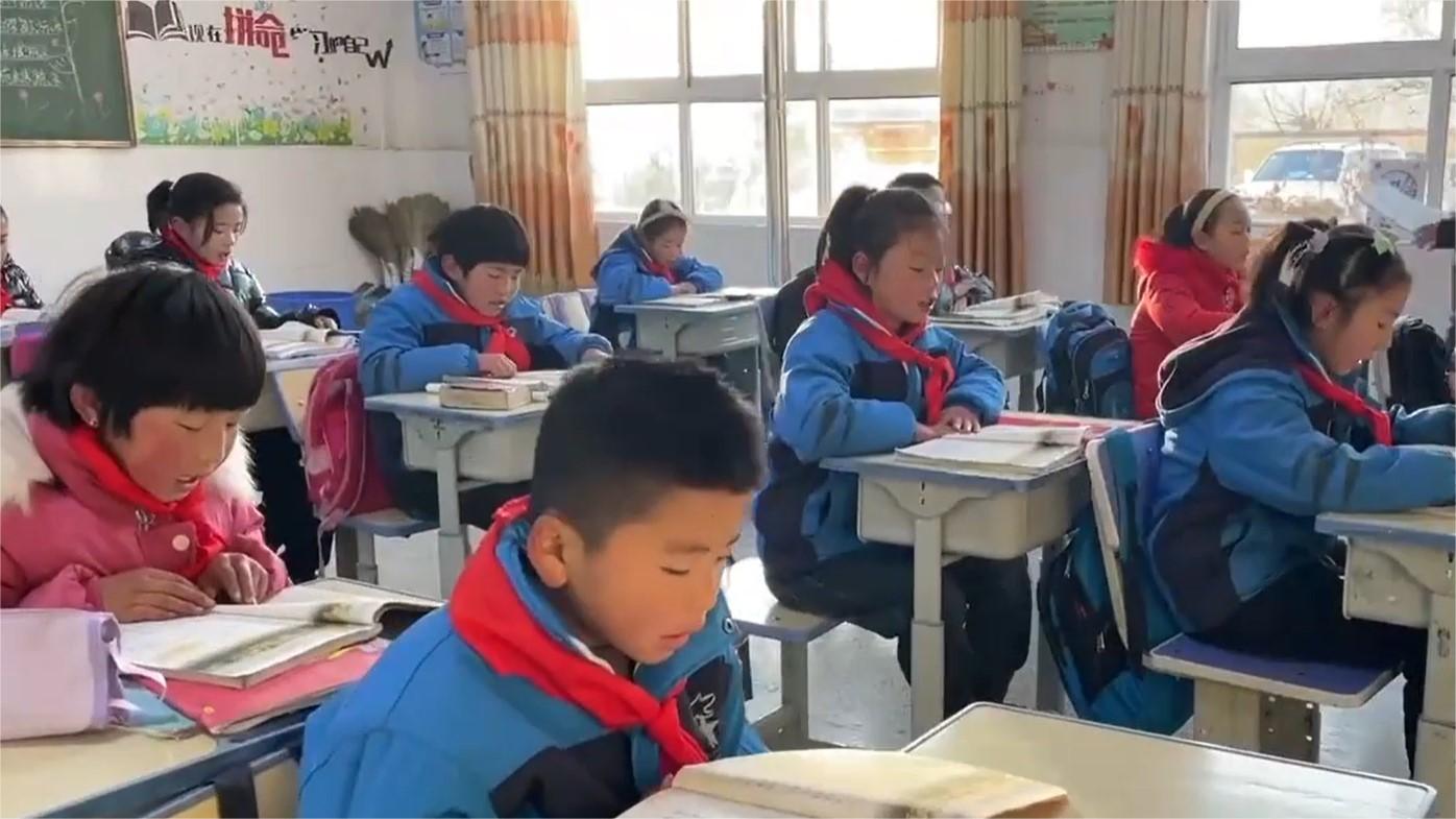 School near epicenter of Gansu quake reopens