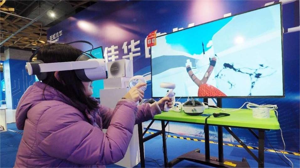 Digital technologies usher in new possibilities for consumption growth in China