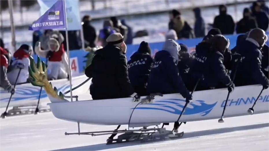 Dragon boat racers battle on frozen Harbin waterways
