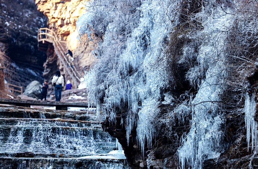 Picturesque winter scenery of Taihang Grand Canyon in Anyang, C China's Henan