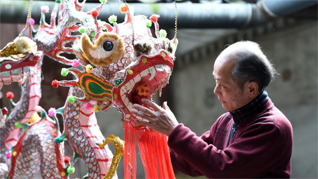 Firecracker Dragon Festival celebrated in Binyang County, S China's Guangxi