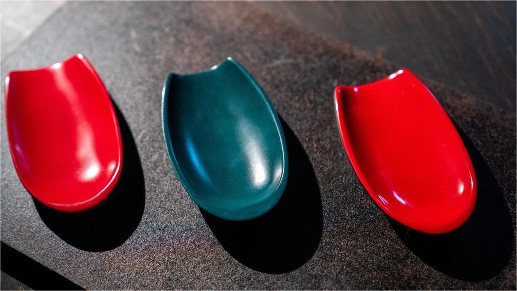Pic story: inheritor of Chu-style lacquer coating craft