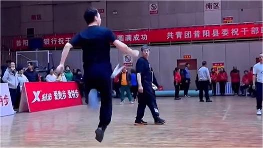 Jianzi: The traditional Chinese shuttlecock game with kung fu skills
