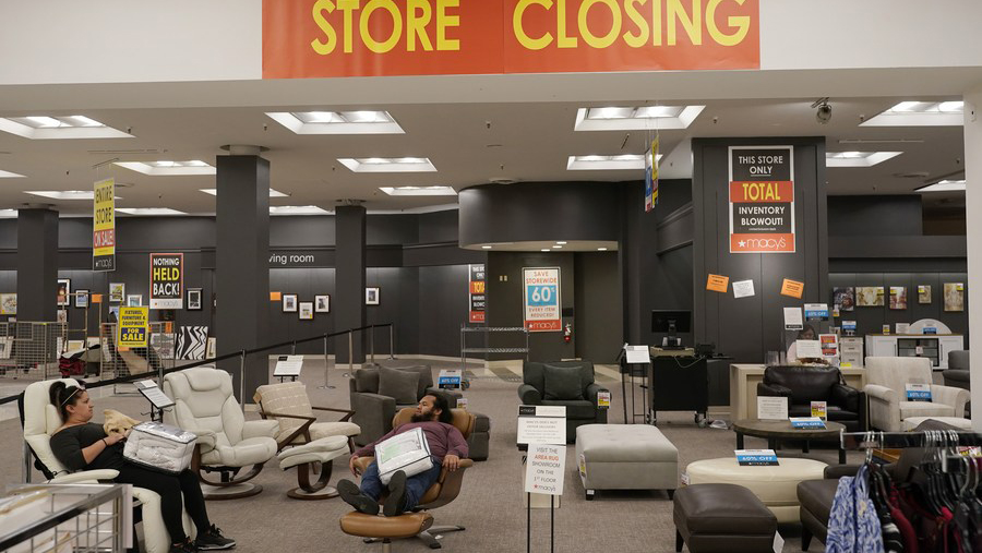 U.S. unemployment rate edges down to 3.8 pct in March after rising to two-year high