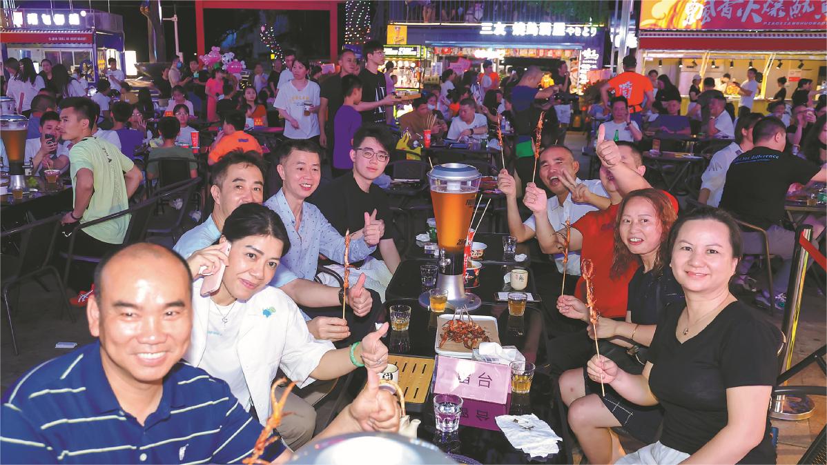 HK shoppers flocking north for bargains, fun and food