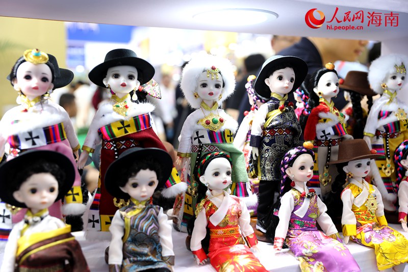 Guochao products showcase Chinese culture at 4th China Int'l Consumer Products Expo