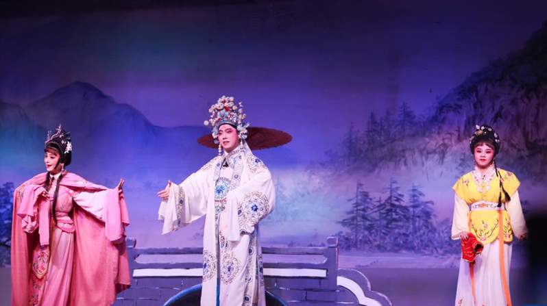 Young artists infuse new life into Qiong Opera in Hainan