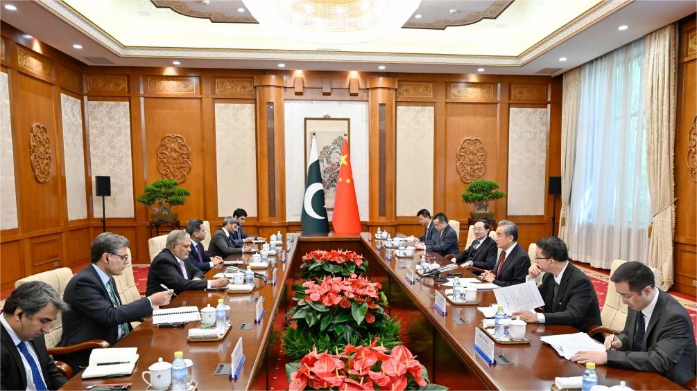 China, Pakistan pledge to enhance pragmatic cooperation in various fields