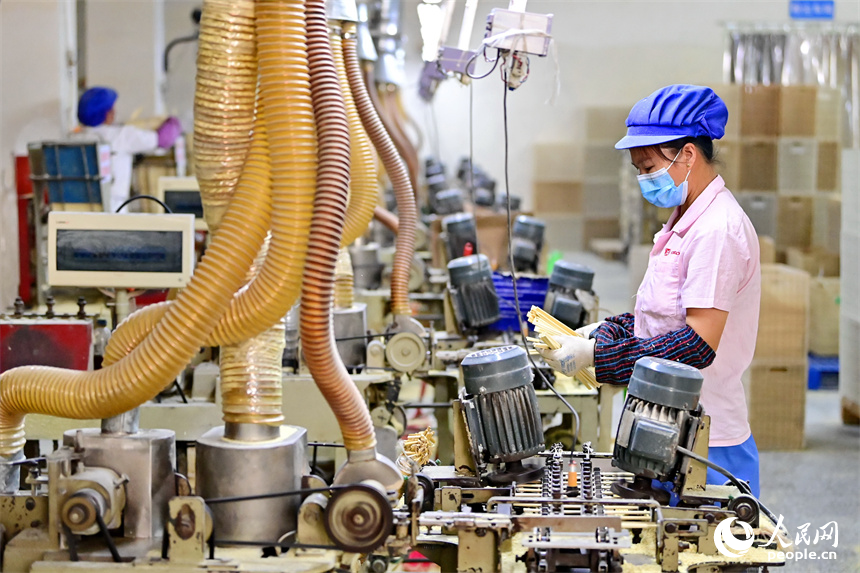 Yifeng county in E China's Jiangxi cultivates thriving bamboo industry