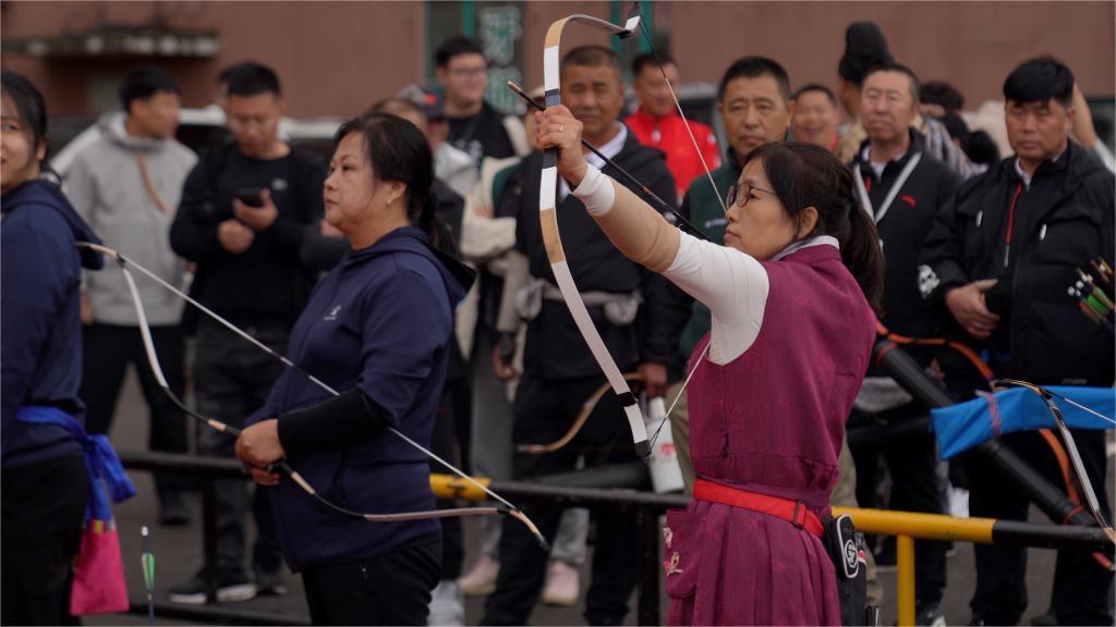 People embrace traditional sports of ethnic minorities in NE China's Jilin