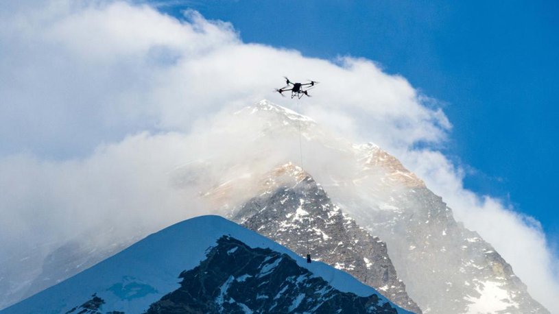 DJI makes world's 1st successful drone delivery tests on Mt. Qomolangma