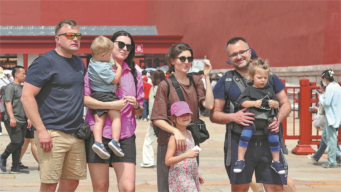 Demand escalates for tour guides with foreign-language skills