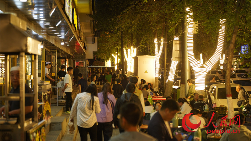 Thriving cultural atmosphere injects new impetus into night economy in NW China city
