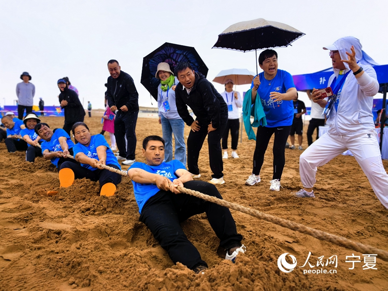 Sports enthusiasts embrace desert fun games in NW China's Ningxia