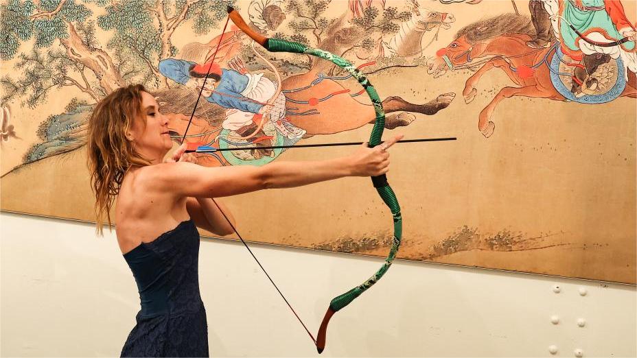 Chinese sports culture exhibition held in Paris