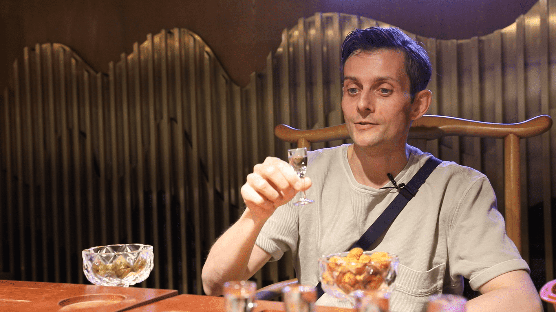 'A movable feast' in Xinjiang: Sipping the special Baijiu of Xinjiang