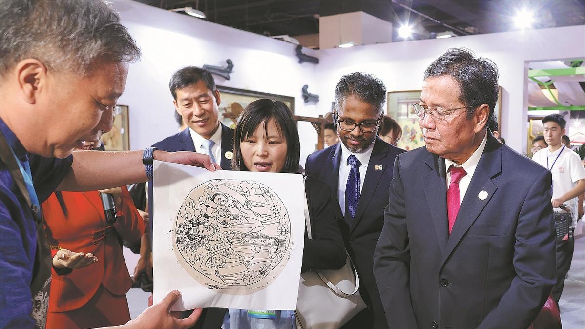 China, ASEAN vow to work for shared future