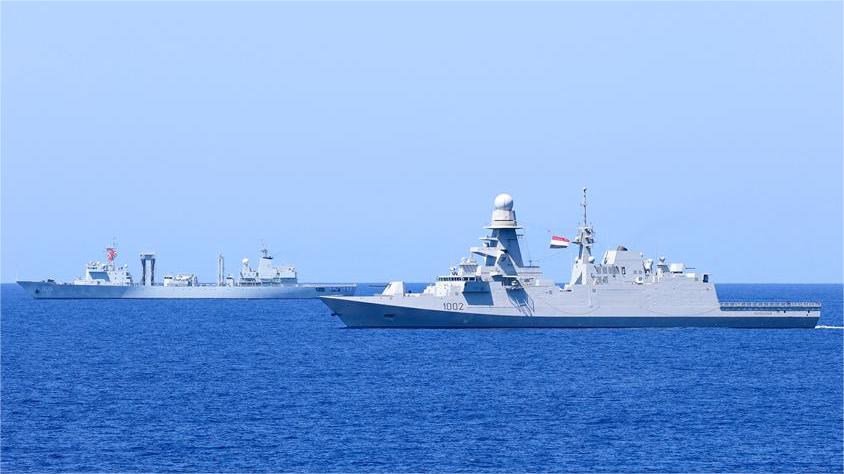 Chinese naval vessels conduct joint training with Egyptian counterparts