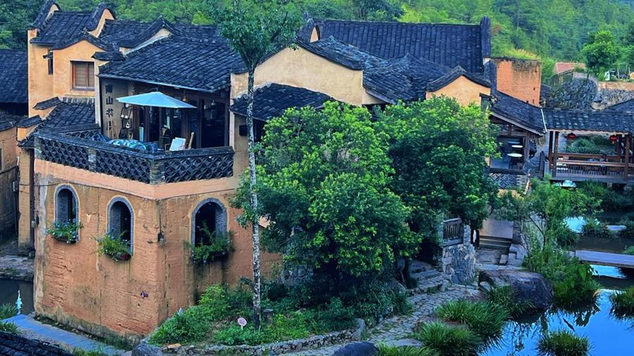 Villages in SE China's Fujian become magnets for youth, tourists