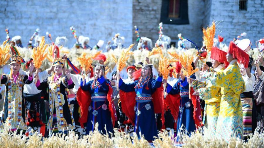 Chinese Farmers' Harvest Festival celebrated in Xizang