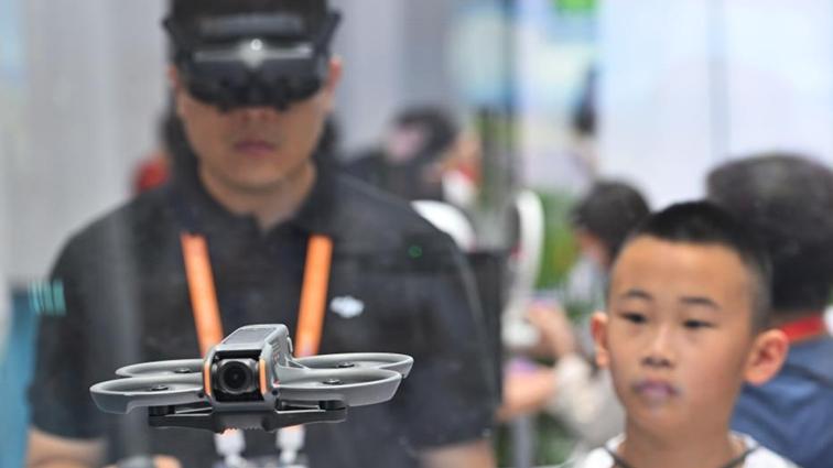 China's drone industry rapidly advancing, driving the low-altitude economy