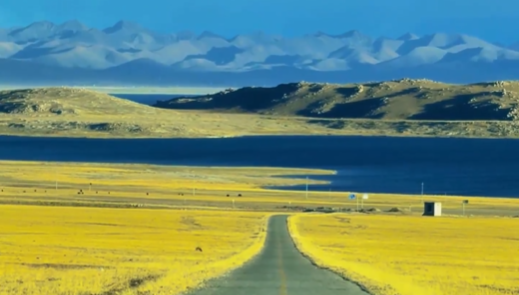 On an autumn drive in Xizang