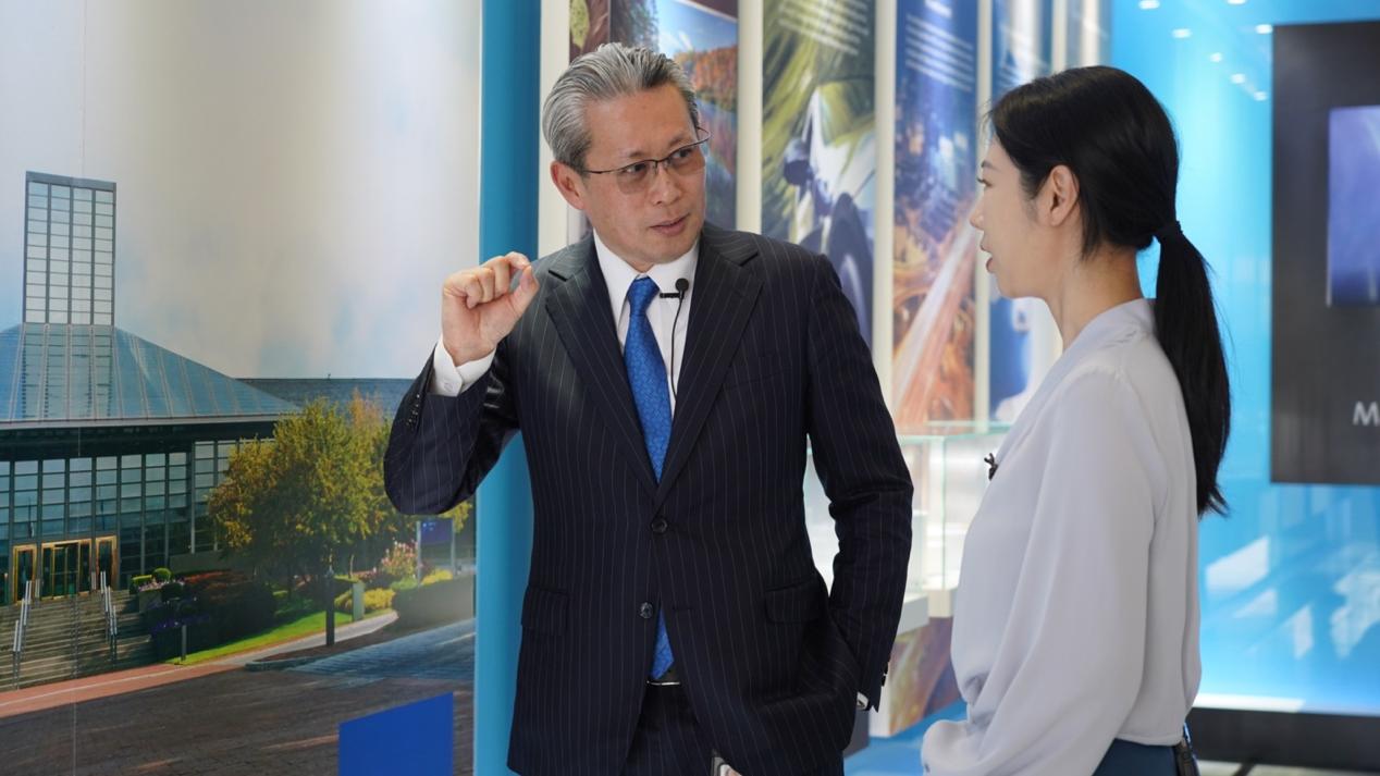 "In China, For China, With China," says Corning Display Technologies China senior executive