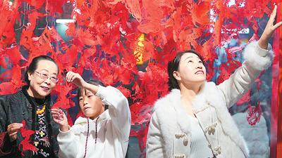 China's nighttime economy leads to more round-the-clock stores