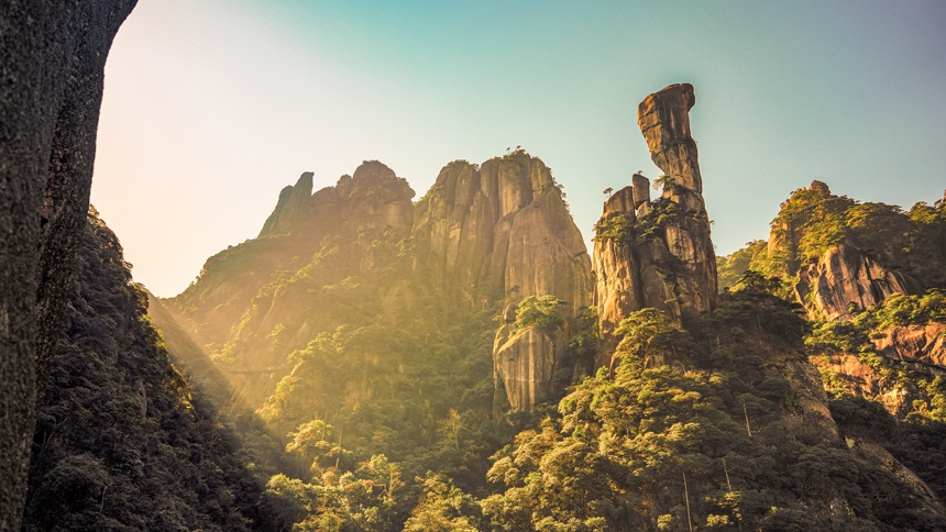 Mesmerizing sunset scenery at Sanqing Mountain, E China's Jiangxi