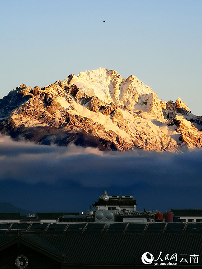 Stunning beauty of Yulong Snow Mountain after snowfall in SW China's Yunnan