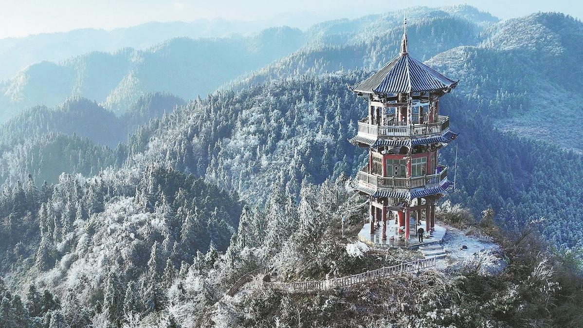 Southern parts of China discover joy of snow tourism