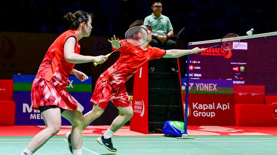 China takes silver at badminton Indonesia Masters