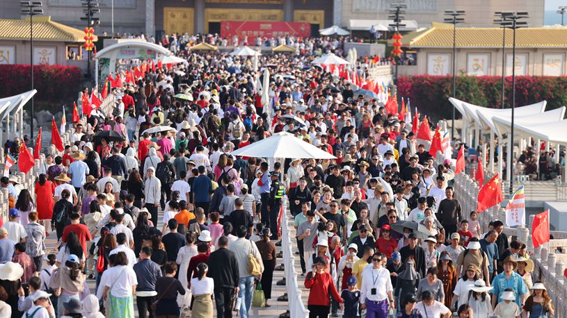China witnesses travel boom during Spring Festival holiday