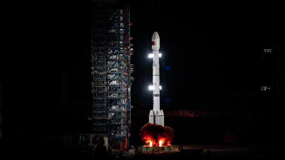 China successfully launches new satellite
