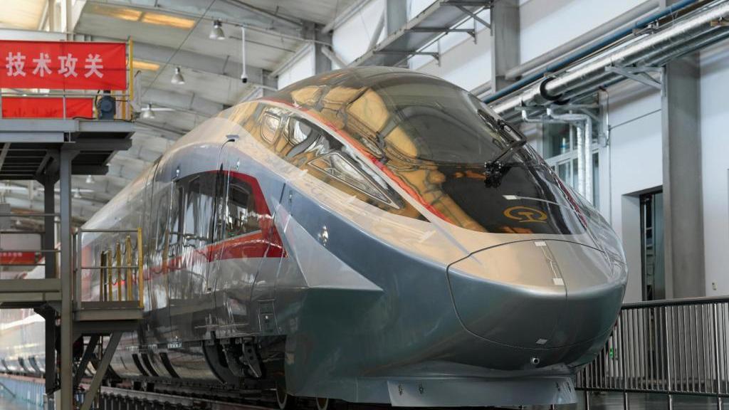 Prototype of CR450 bullet train undergoes tests in Beijing