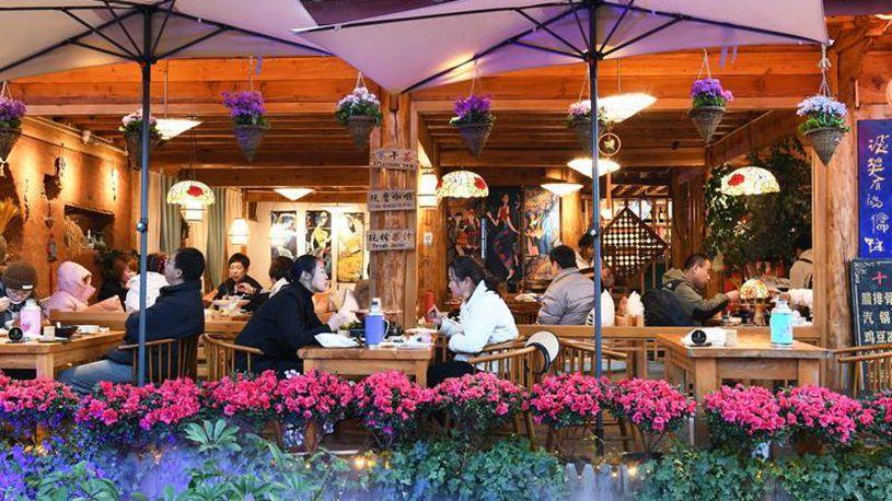 Yunnan's flowers spread fragrance to global markets