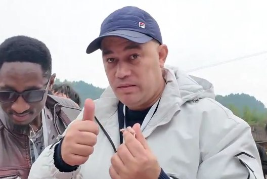 Traditional rice treat delights visitors in southwest China